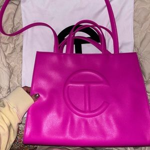 100% Authentic Telfar Medium Bag Azelea